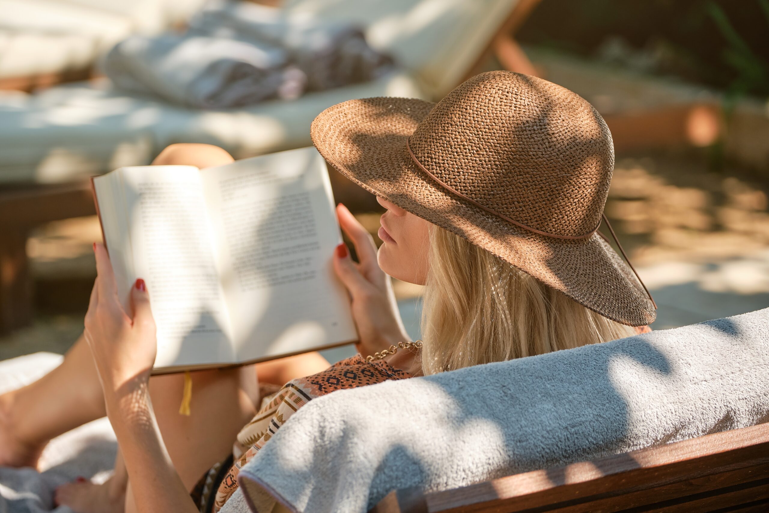 Ljeto 2025. u znaku knjiga: preporuka za ljetno čitanje